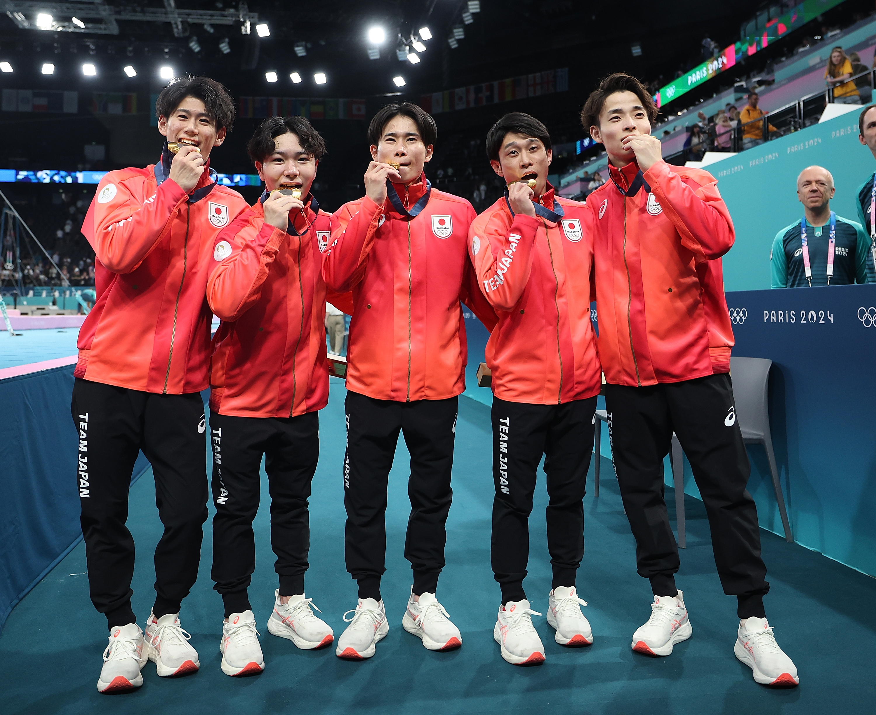 体操男子自由体操决赛，日本选手称王(体操男子自由体操决赛,日本选手称王是谁)