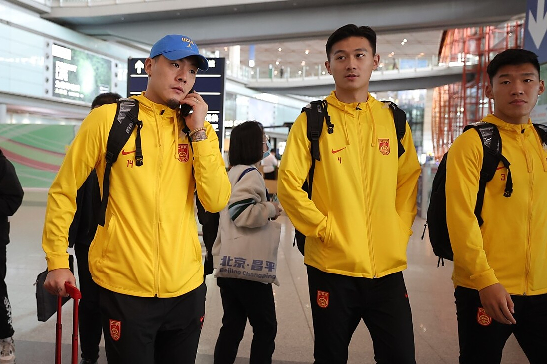 杏彩体育官方登录入口-湖北银狐队在球场上发挥出色，获得令人震撼的胜利