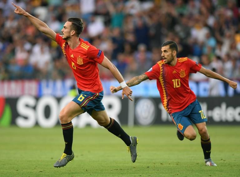 球场上的激情燃烧,欧国联比赛迎来高潮 球场上的激情燃烧,欧国联比赛迎来高潮