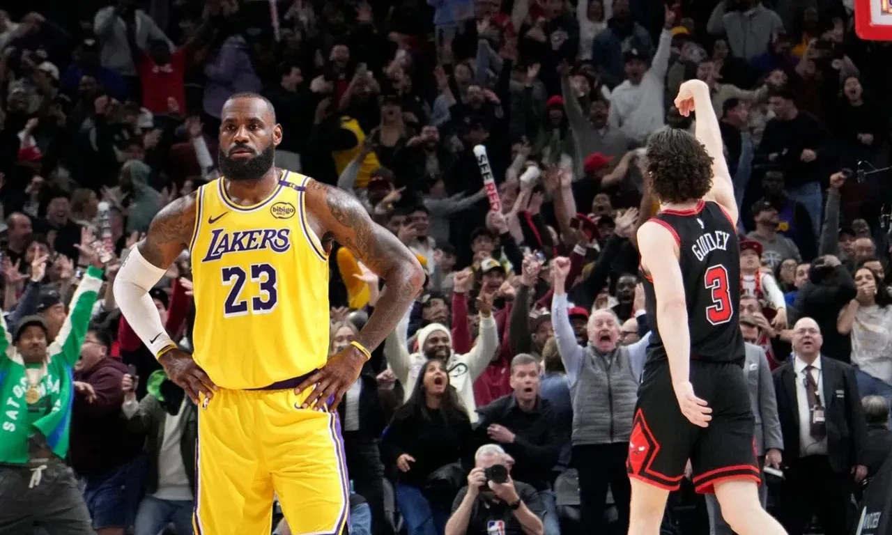 湖人逆转骑士，詹姆斯砍下三双