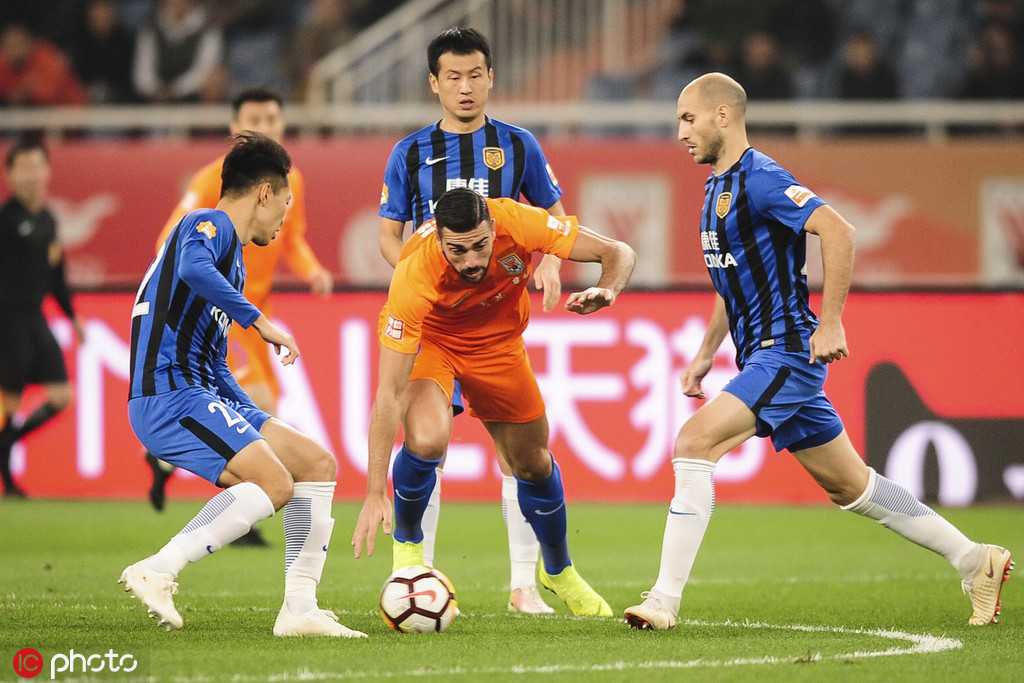 苏宁主场告捷，联赛实力彰显领跑积分榜的简单介绍