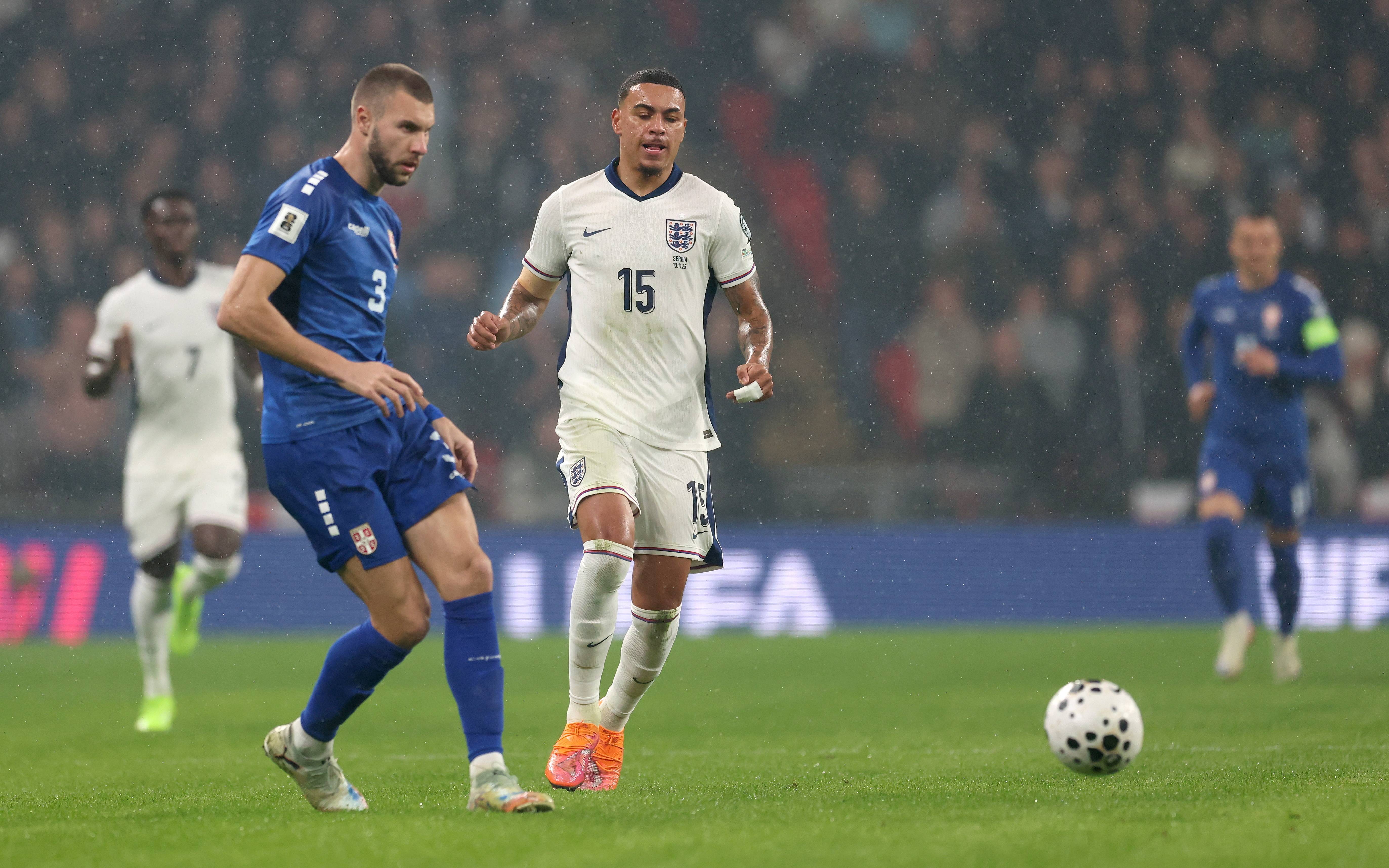 包含塞尔维亚国家队成功晋级欧预赛决赛的词条